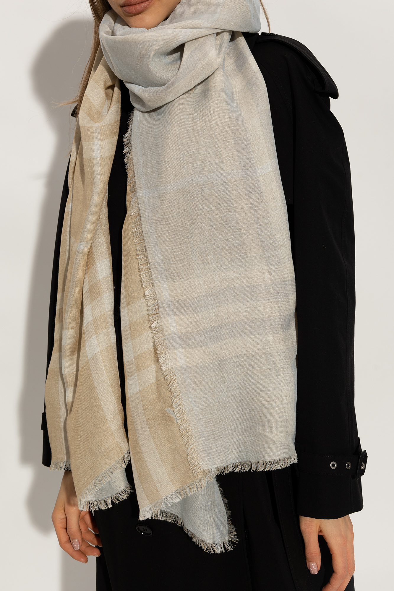 Burberry scarf kids grey online